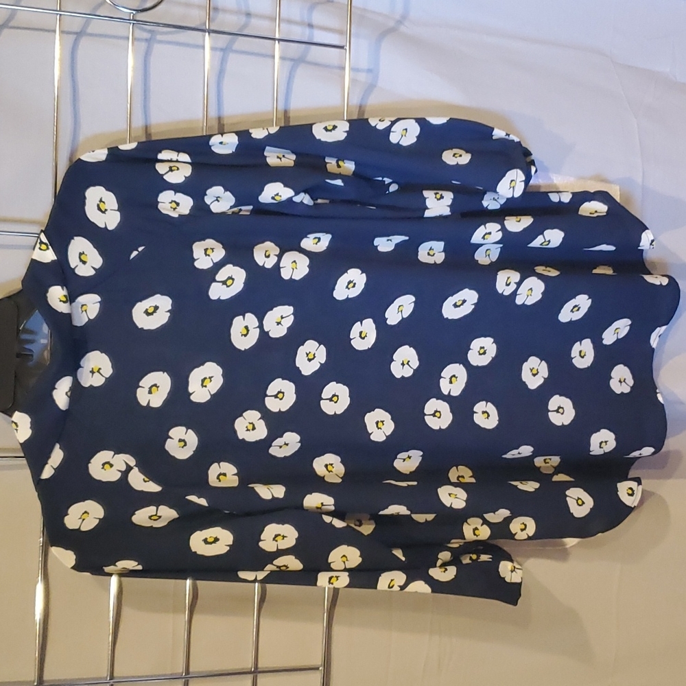 Cabi Go-To Button Up - Picture 3 of 4